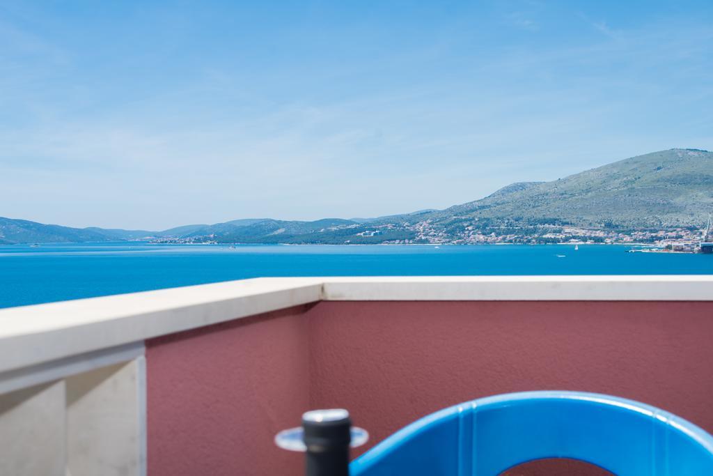 Apartment Ljuba Трогир Екстериор снимка